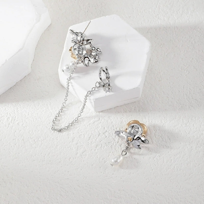 Designer-Ohrringe für Mädchen im Vintage-Stil aus Metall mit goldener Rose und Perlen