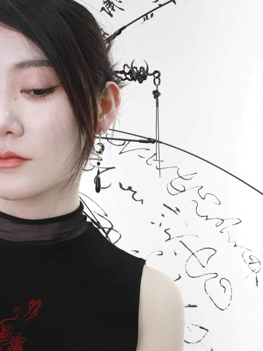 Halbmondförmige Haarnadel mit langer Quaste im chinesischen Stil