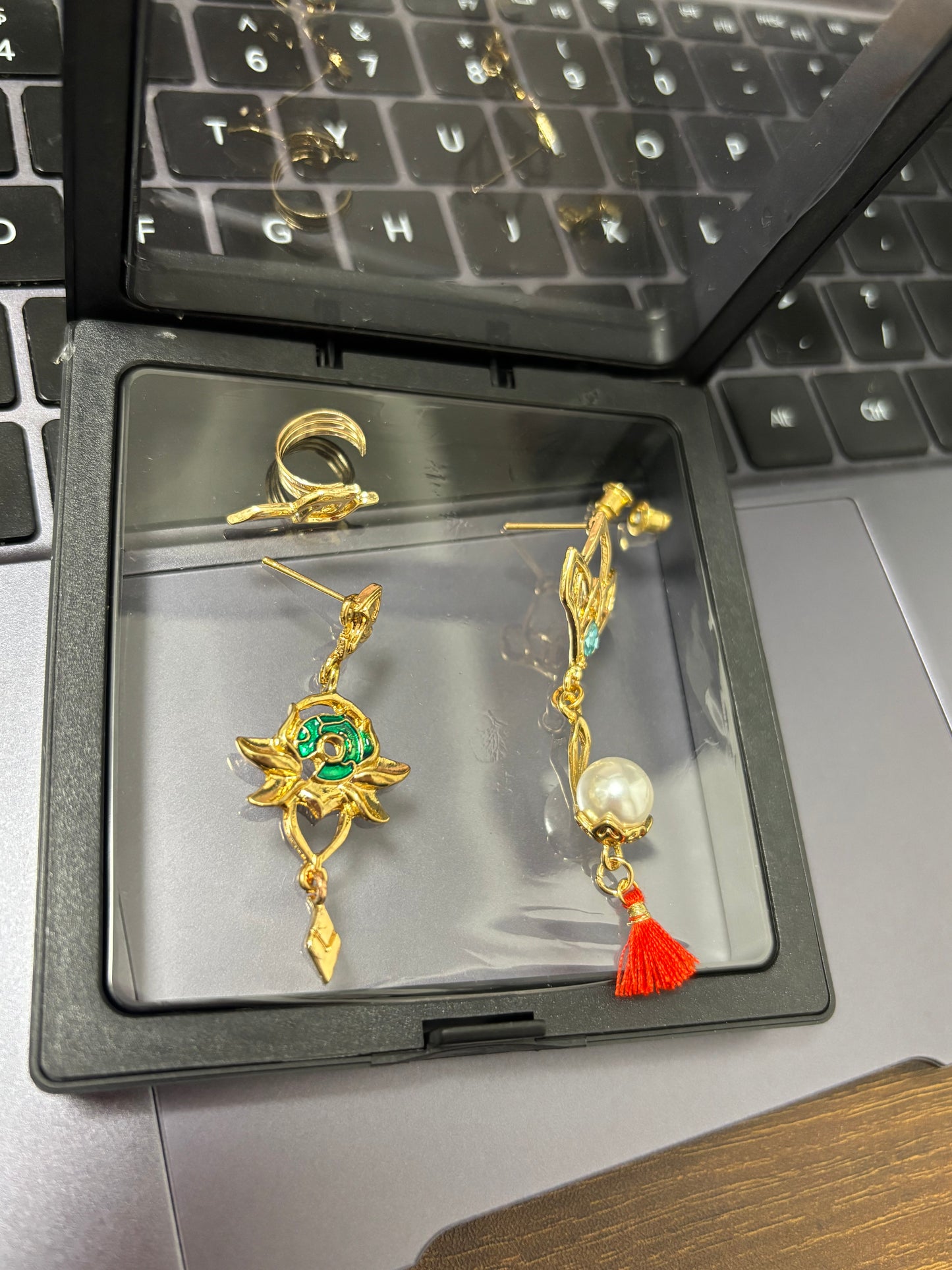 Dan Heng Inspired Earrings