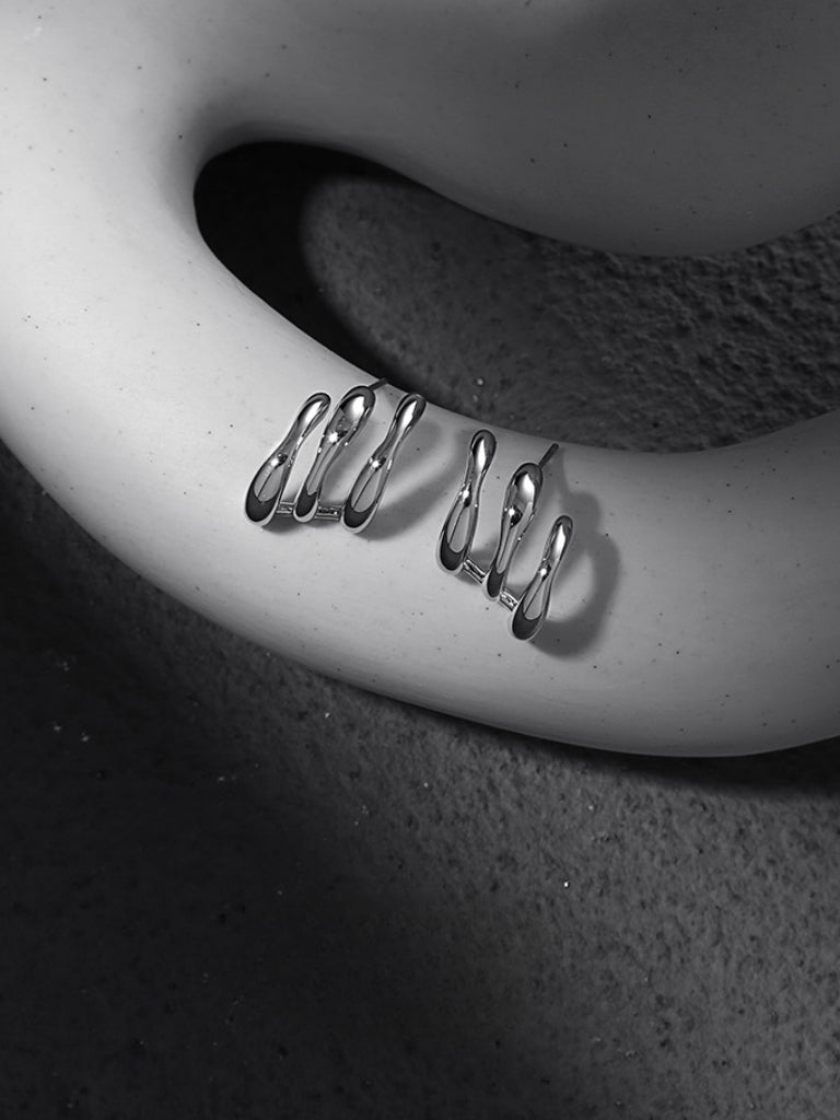 Designer-Ohrringe aus Metall von Solon