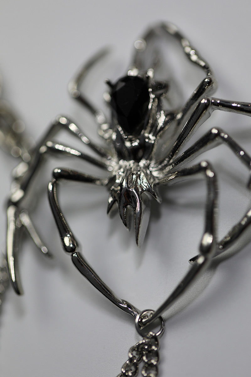 Schicke silberne Spinnenhalskette für Unisex
