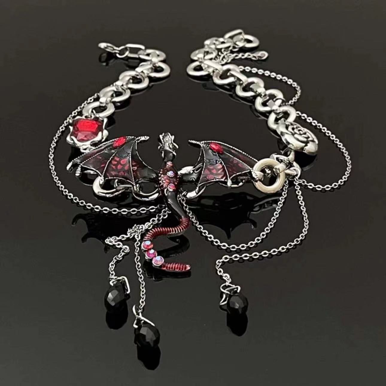 Designer-Halsband mit Quaste und Drachenmotiv, dunkel-schick