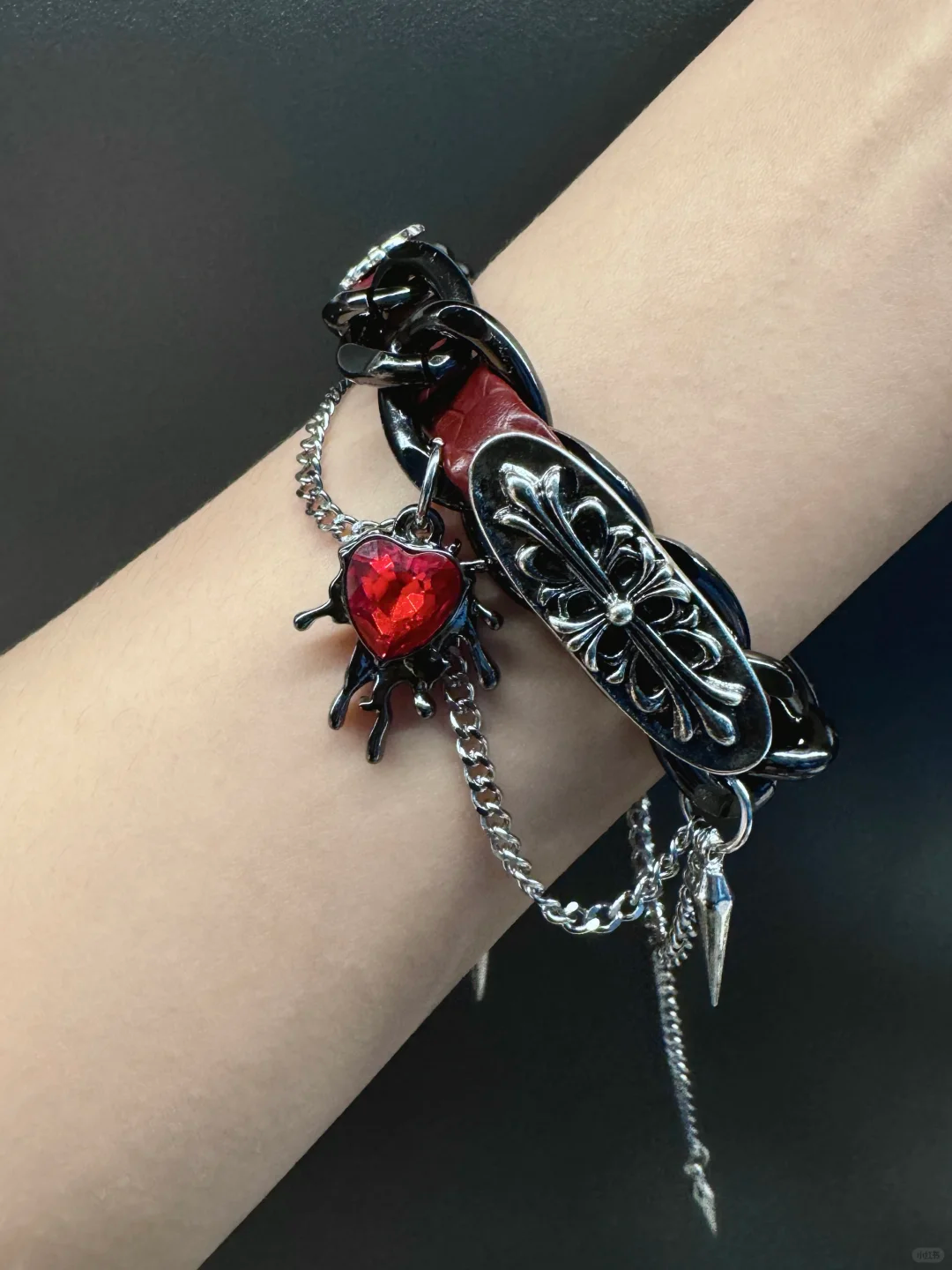 Chic Vintage Gothic Love Necklace & Bracelet