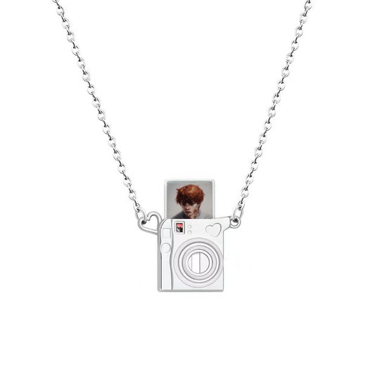 AFTG Neil Camera Necklace
