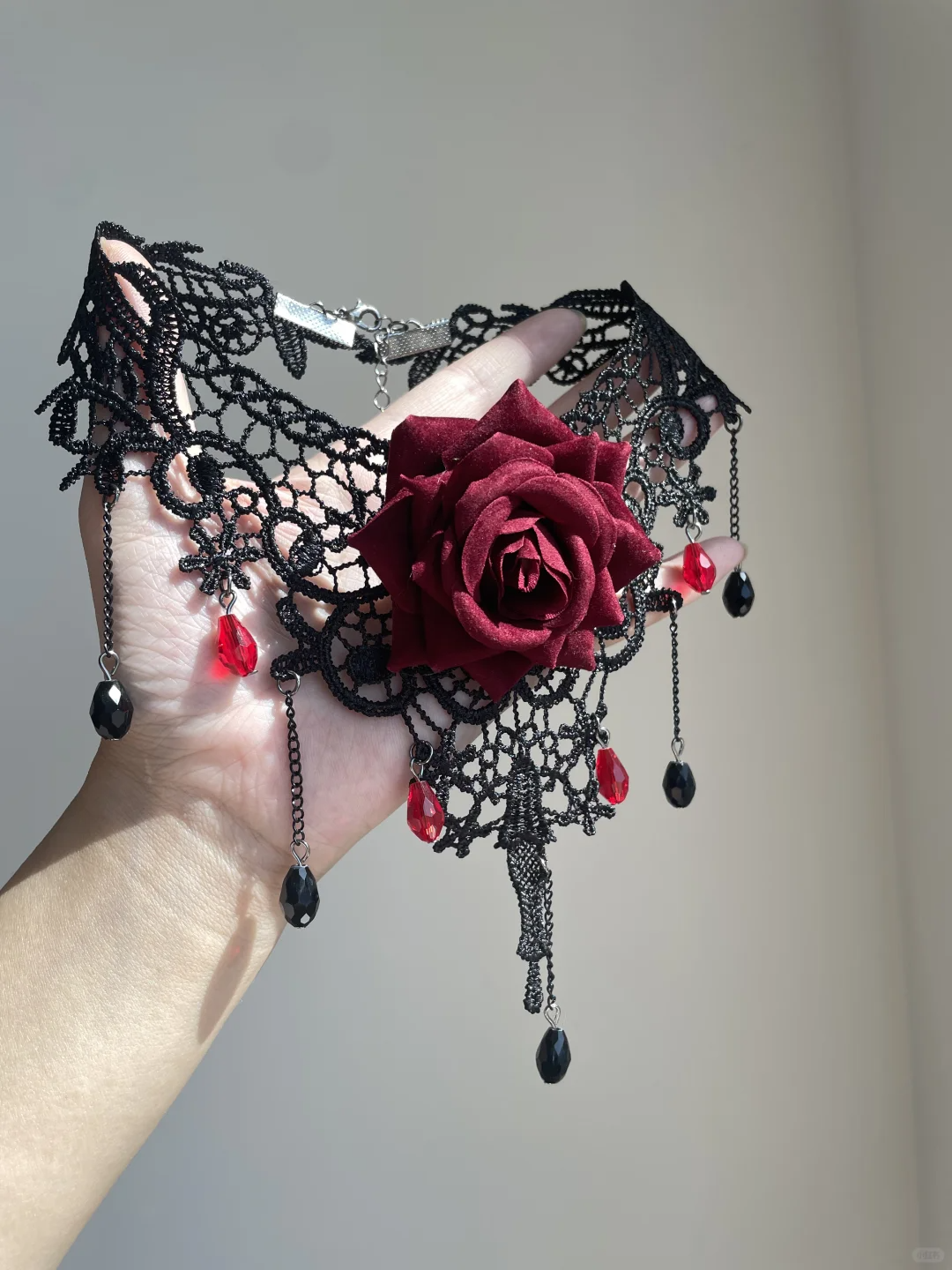 Gothic Girl Spitze Rote Rose Quaste Choker Halskette