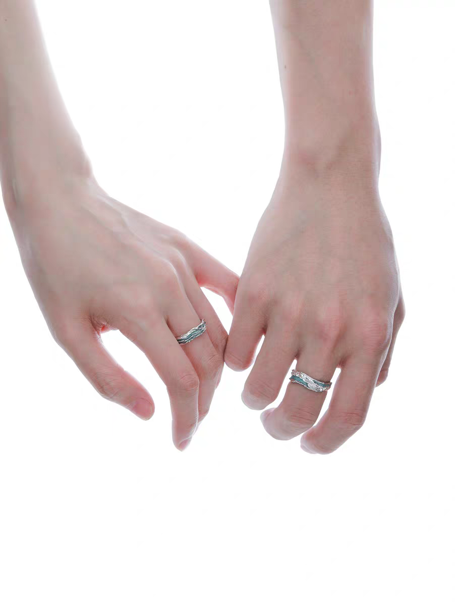 Einfache blaue Gletscherpaarringe