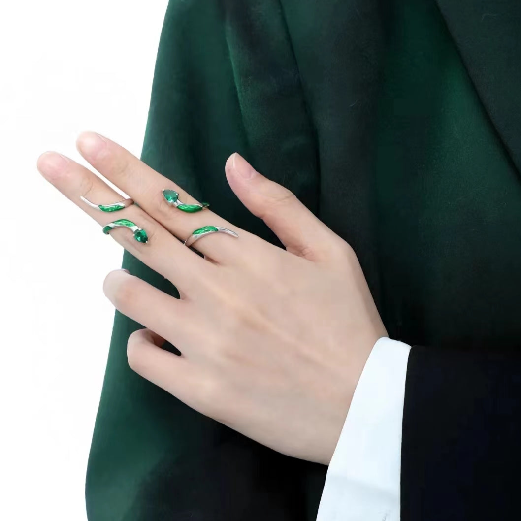 Offener Ring und Armband „Grüne Schlange“ von Slytherin