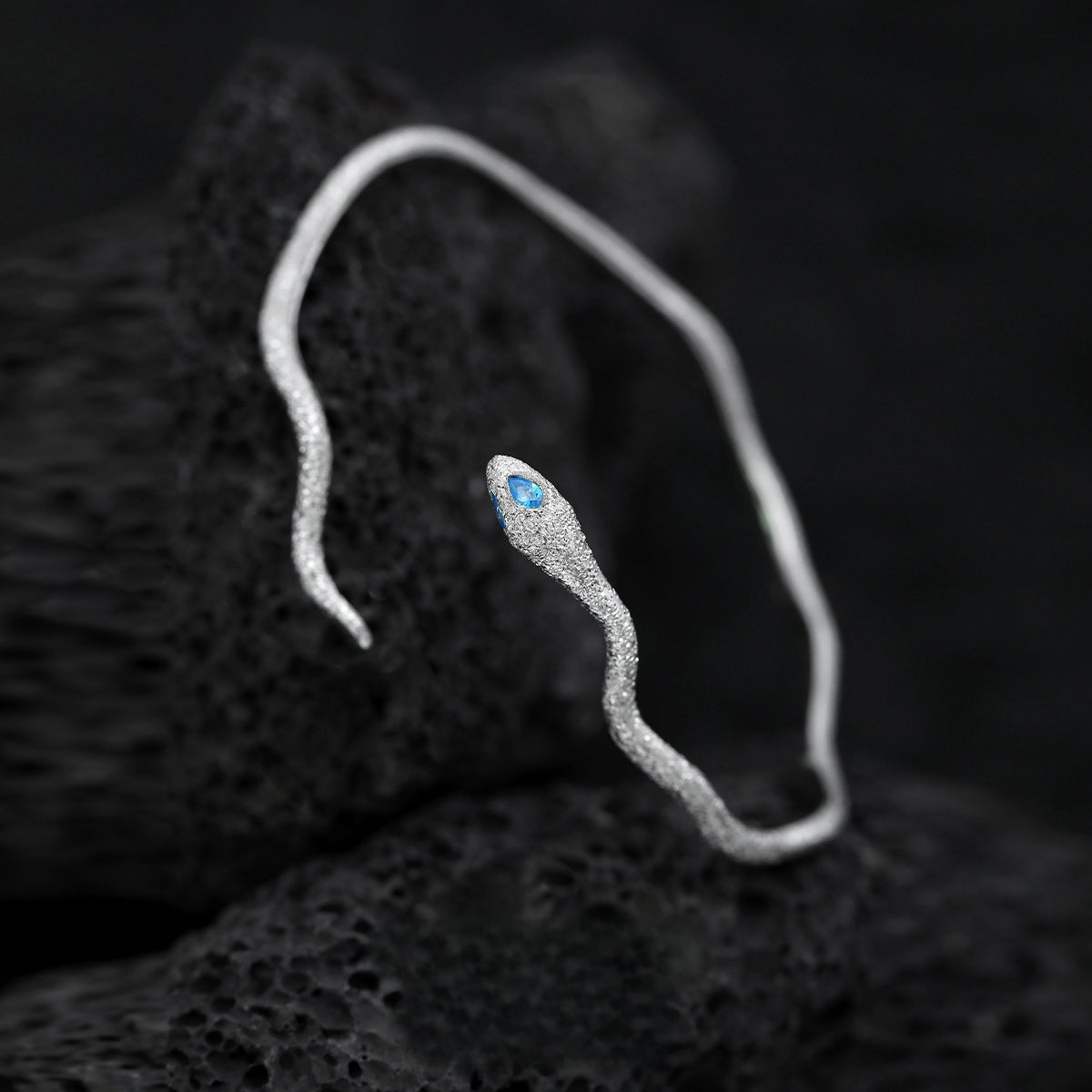 S925 Silber Nagel Sand Twining Schlange Armband