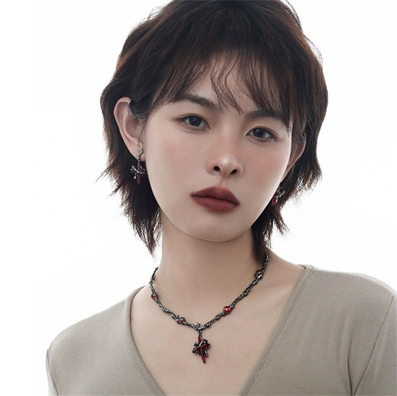 Gothic Style Simple Bloody Star Vintage Stud Earring