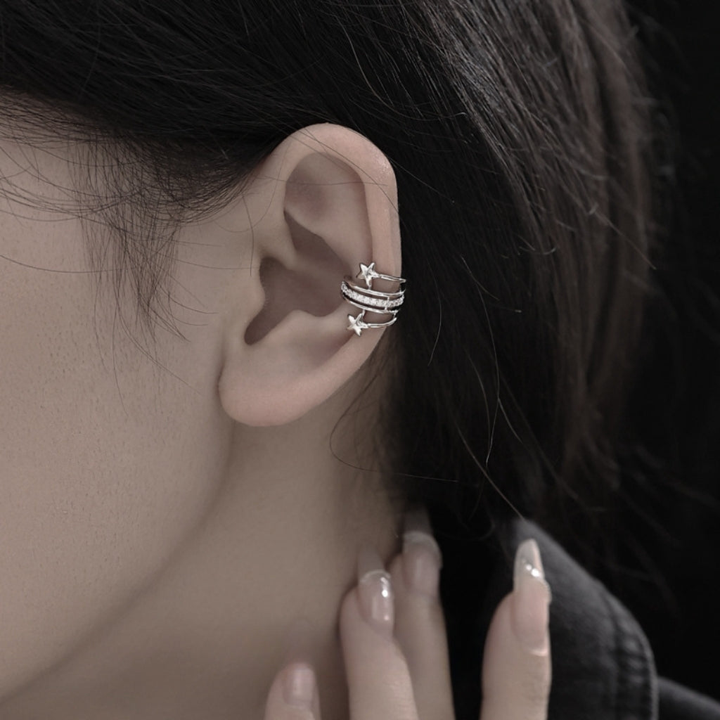 Schicker Designer-Ohrring mit Stern und Zirkonia