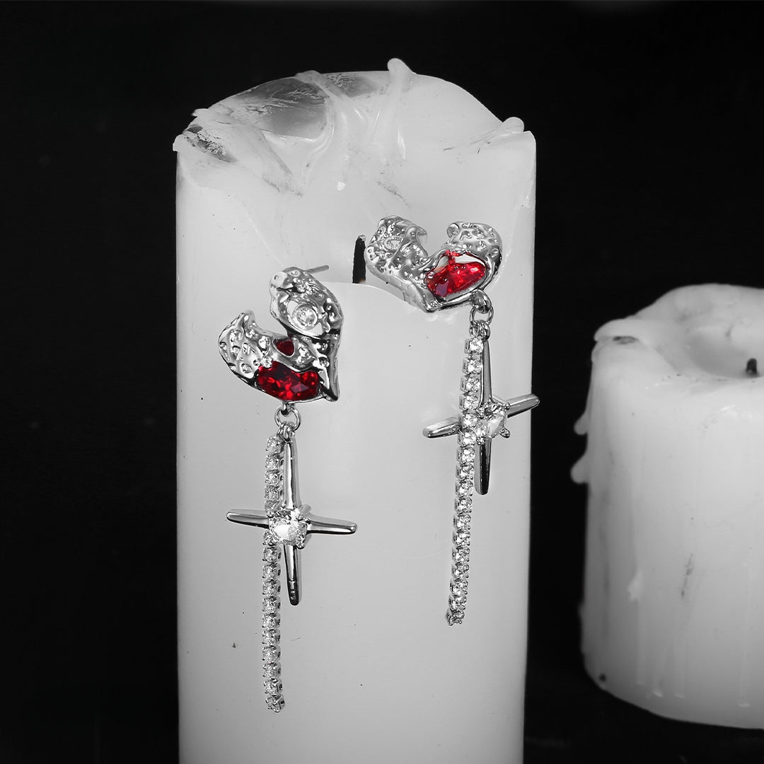 Schicke Ohrstecker für Mädchen mit rotem Herz und Stern