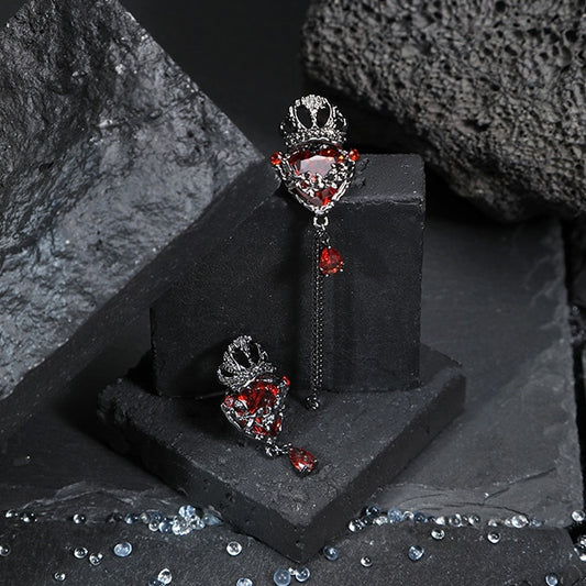 Gothic Girl Schwarze Krone Herz Asymmetrische Ohrringe