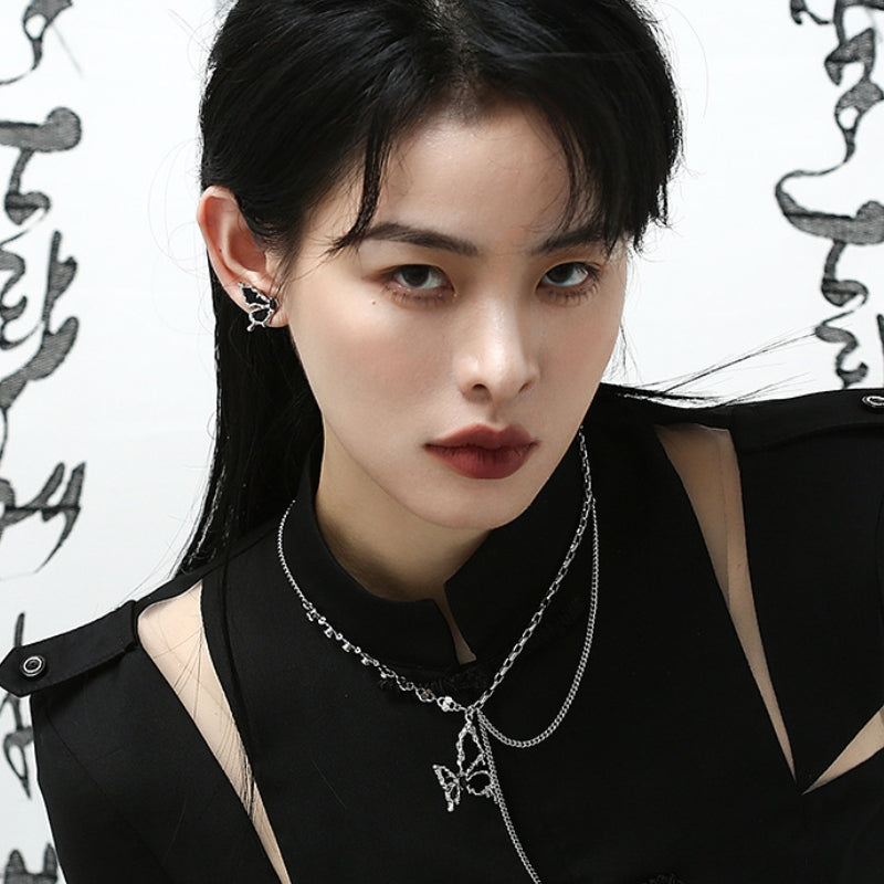 Asymmetrische Ohrstecker aus Metall mit Schmetterlingsmotiv für Damen