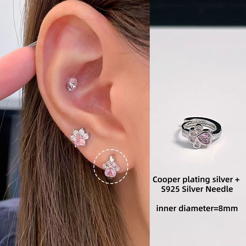 Adorable AFTG The Foxhole Court Paw Stud Earrings