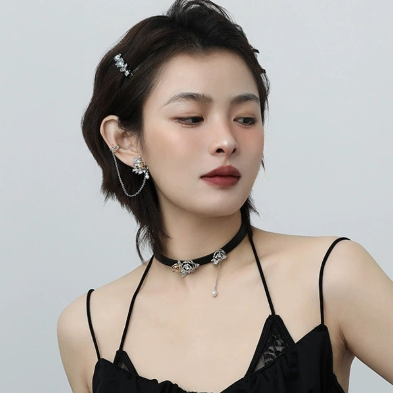 Designer-Ohrringe für Mädchen im Vintage-Stil aus Metall mit goldener Rose und Perlen