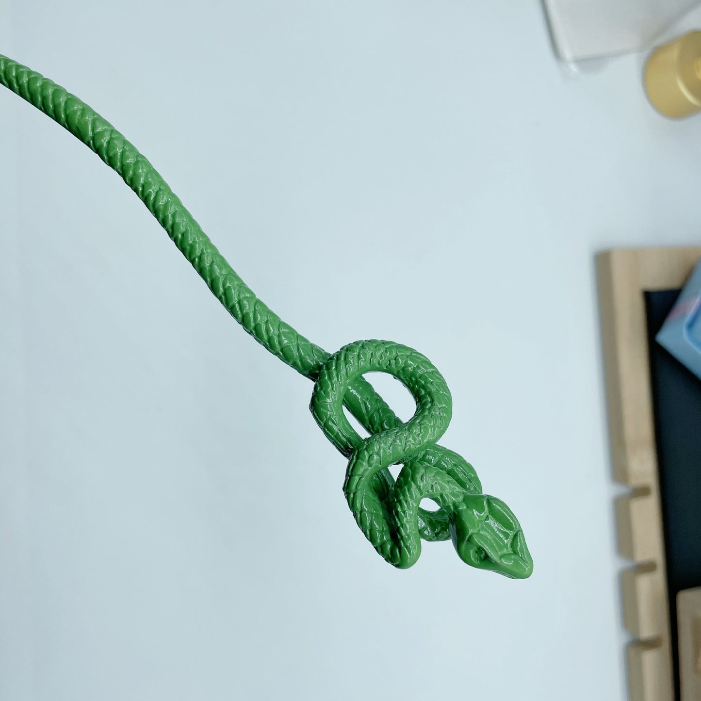 Schicke Bai Zhu Schlangenhaarnadel