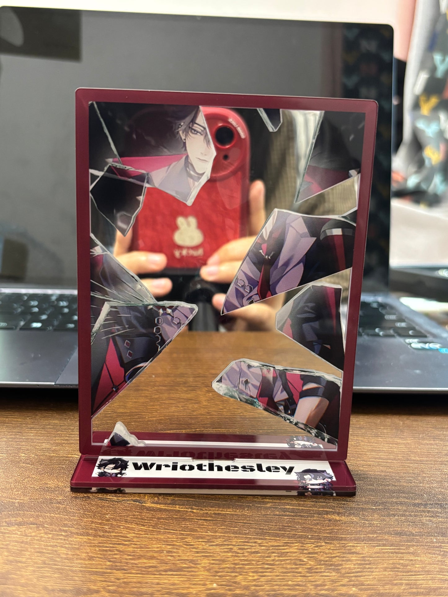 Acrylic Mirror for Wriothesley Style · Genshin Fan-made