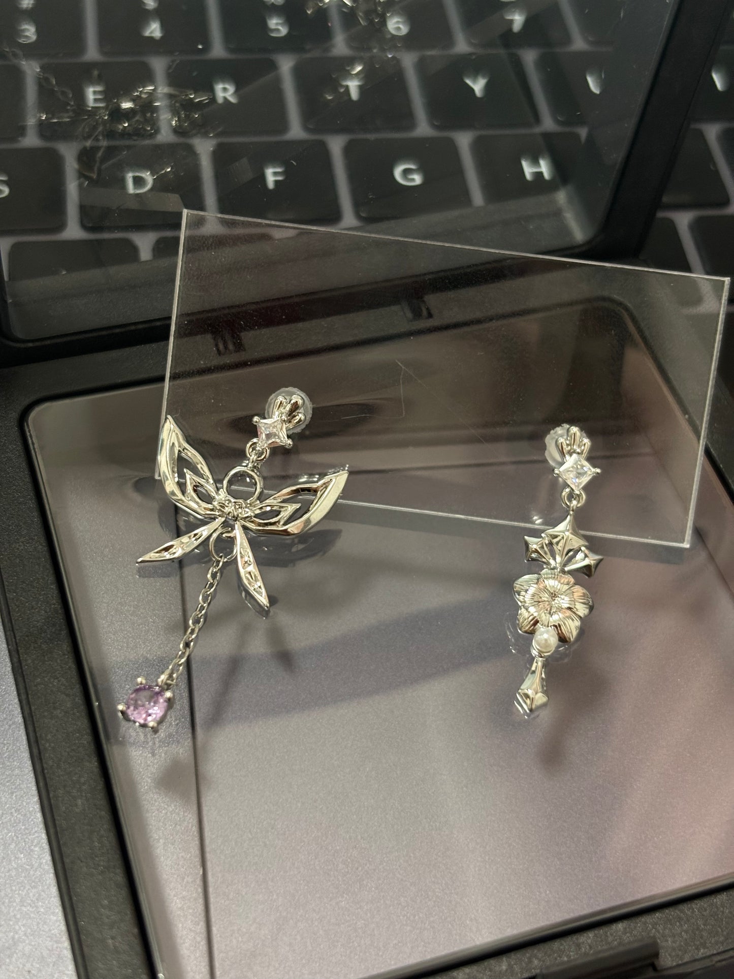 PRESALE Fancy Columbina Inspired Earrings · Fan-made Genshin