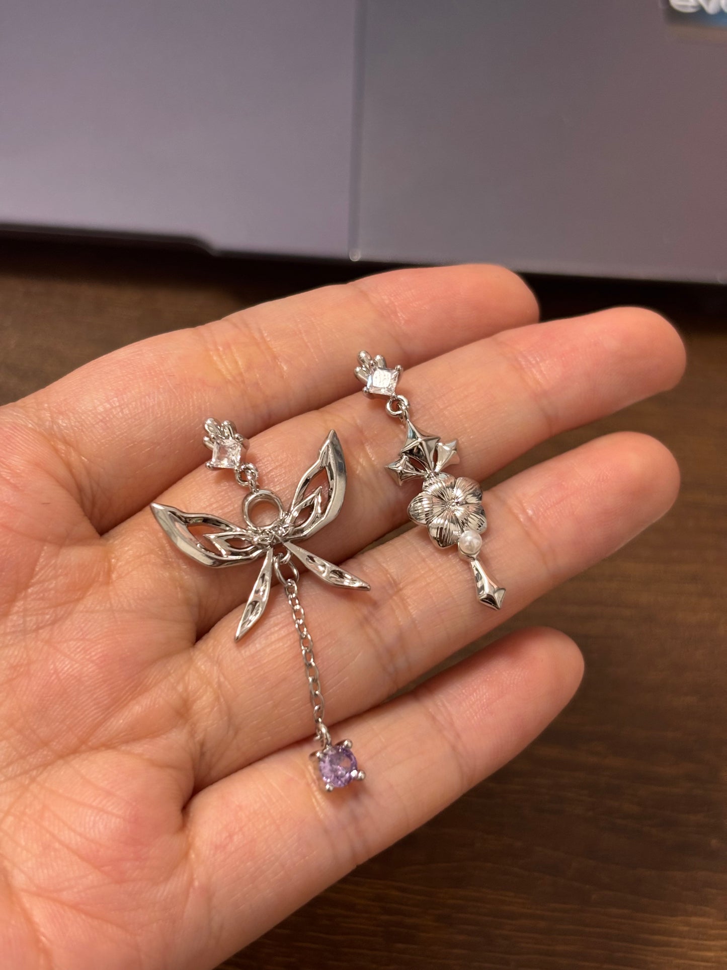 PRESALE Fancy Columbina Inspired Earrings · Fan-made Genshin