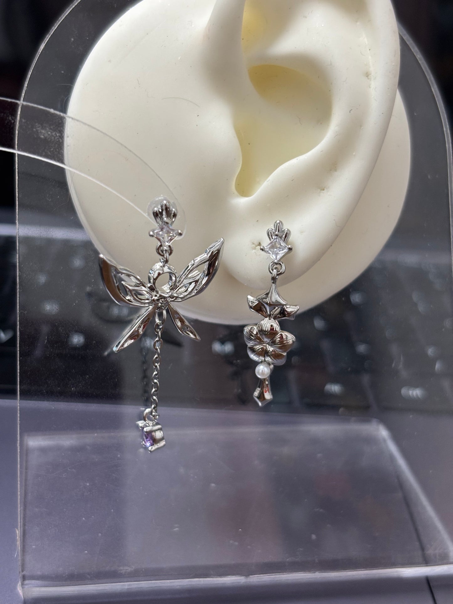 PRESALE Fancy Columbina Inspired Earrings · Fan-made Genshin