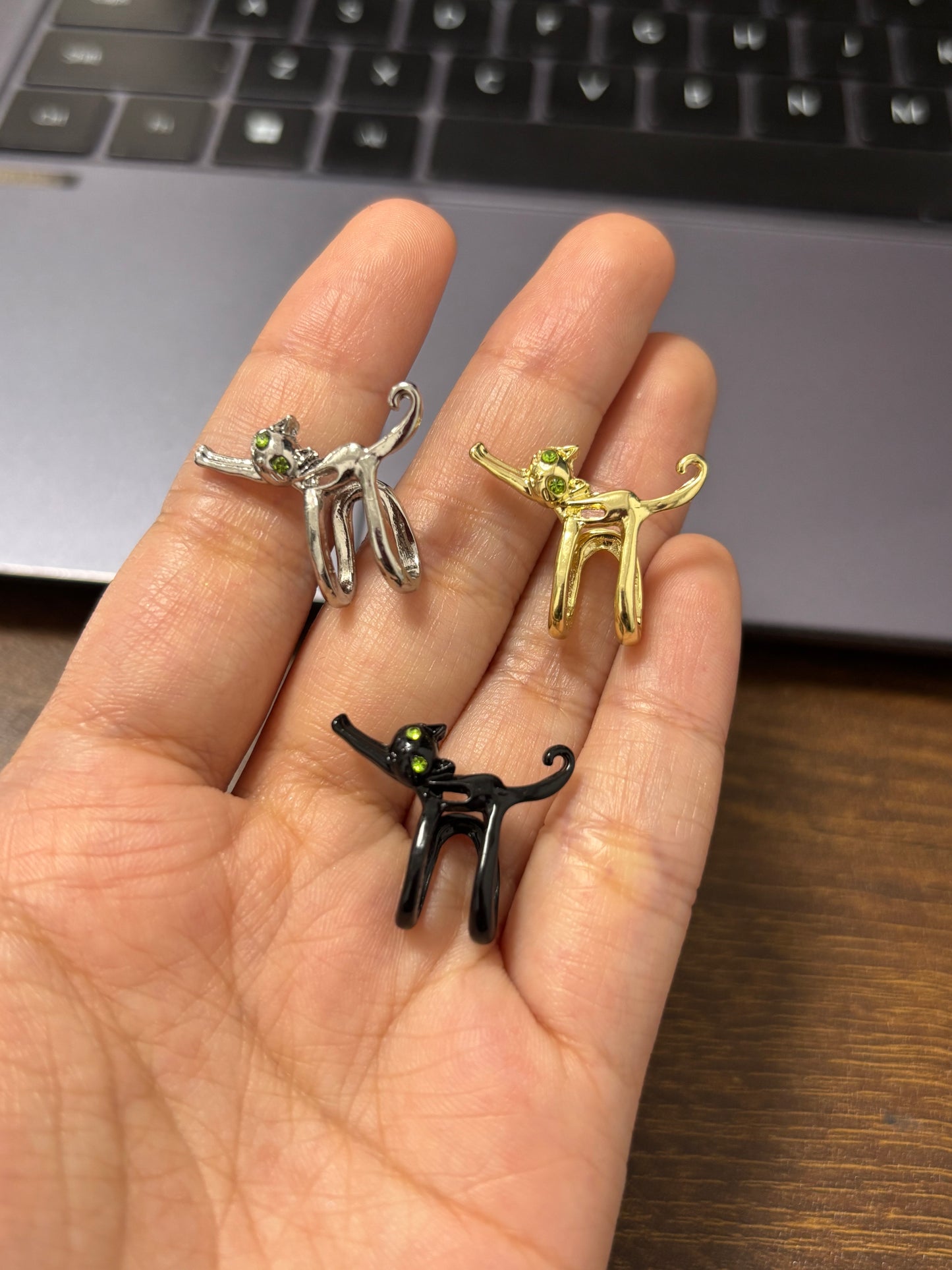 Designer Cat Stretching Ear Cuff