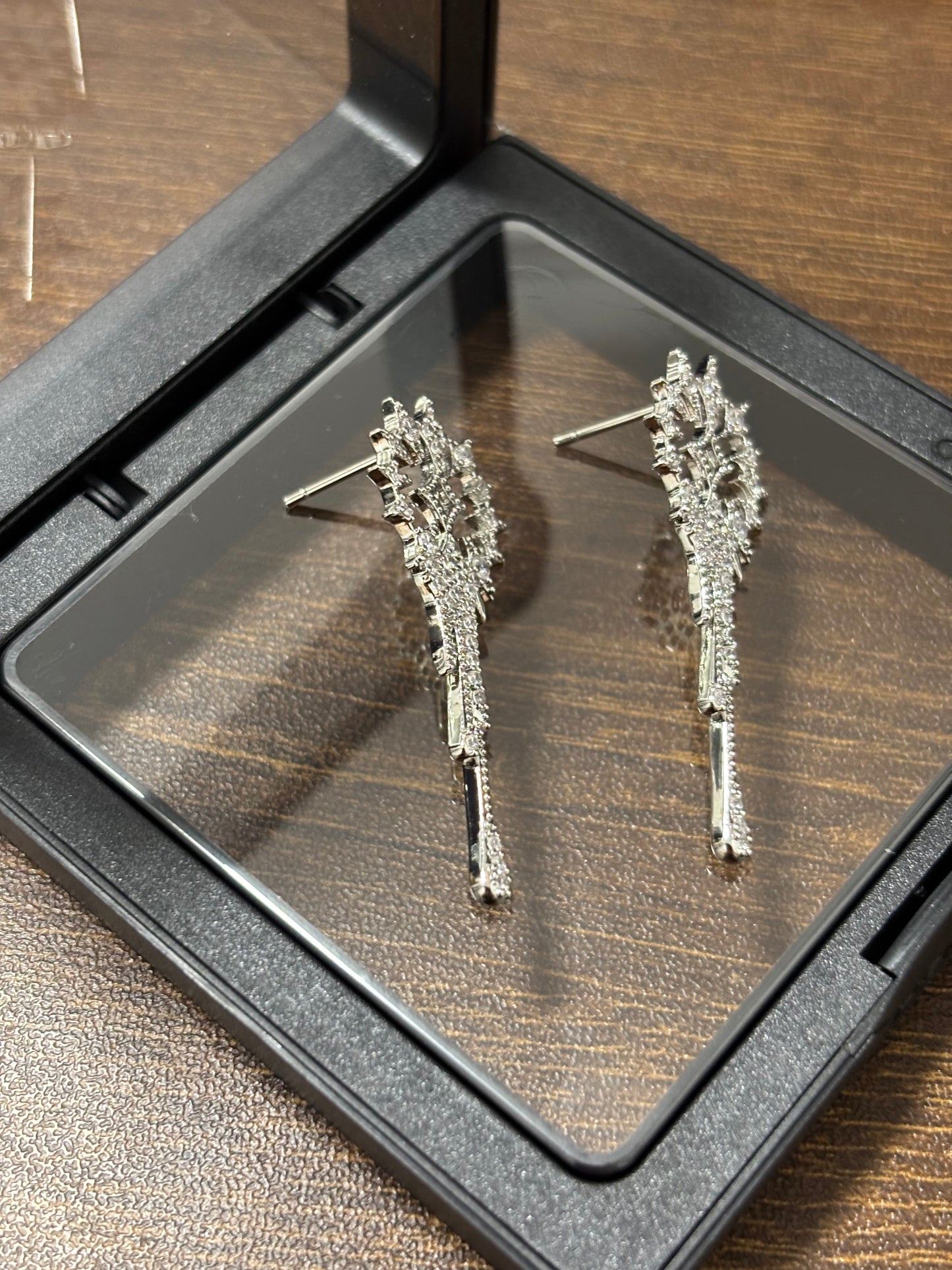 Phainon Daily Wear Rhinestone Stud Earrings