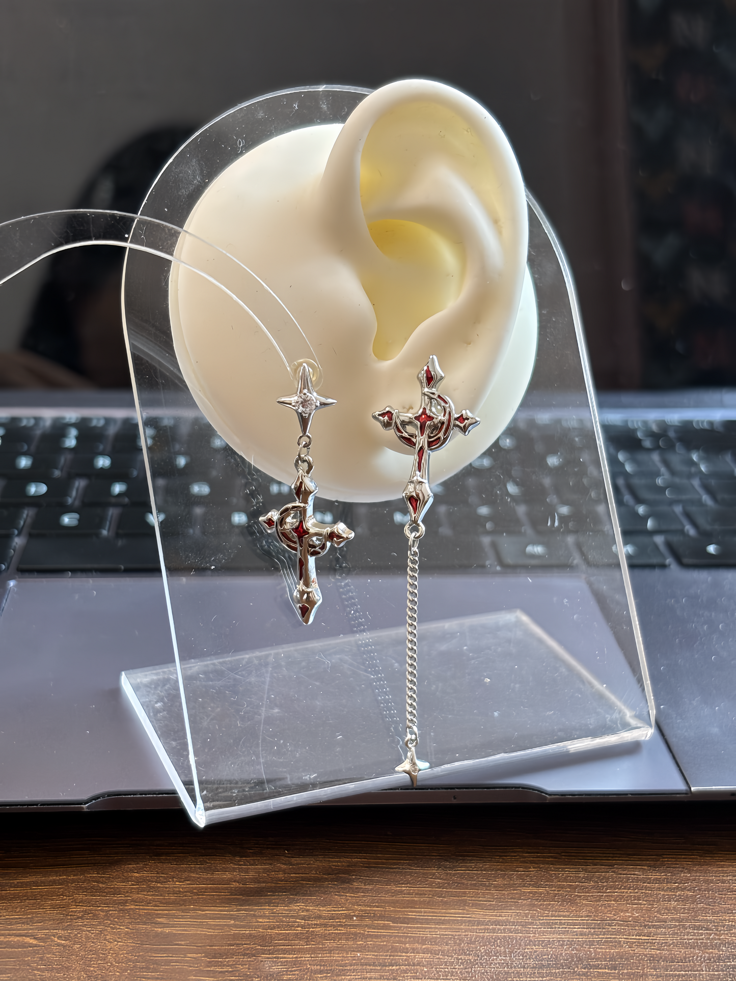 Goth Blood Moon & Star Stud Earrings for Arlecchino Genshin