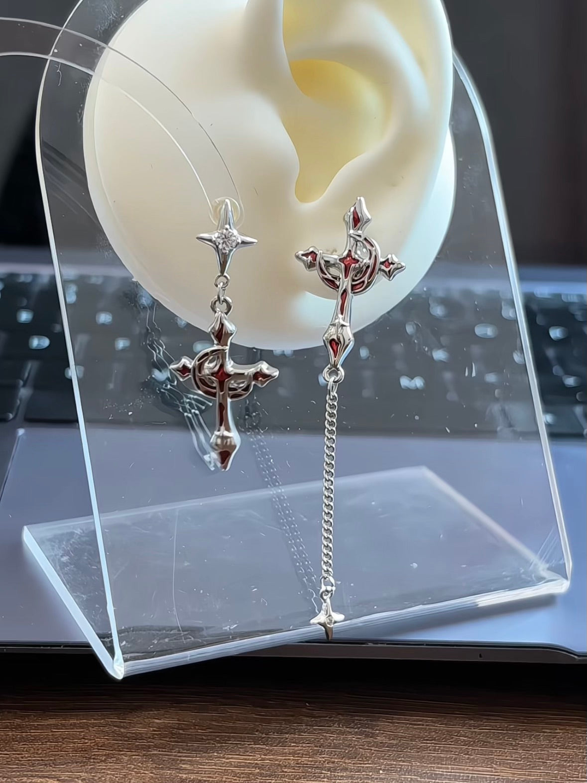 Goth Blood Moon & Star Stud Earrings for Arlecchino Genshin
