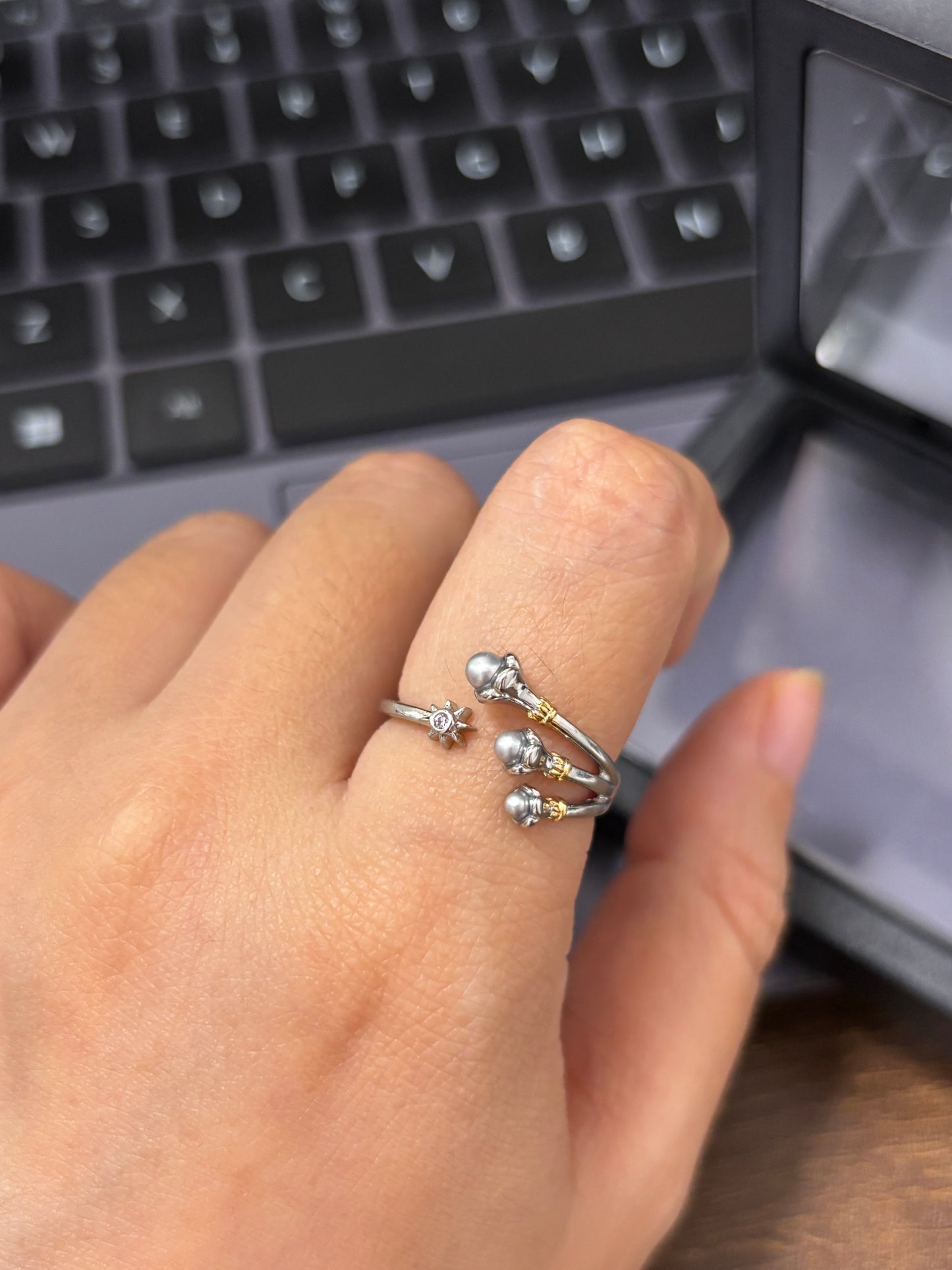 Robin Inspired Rings