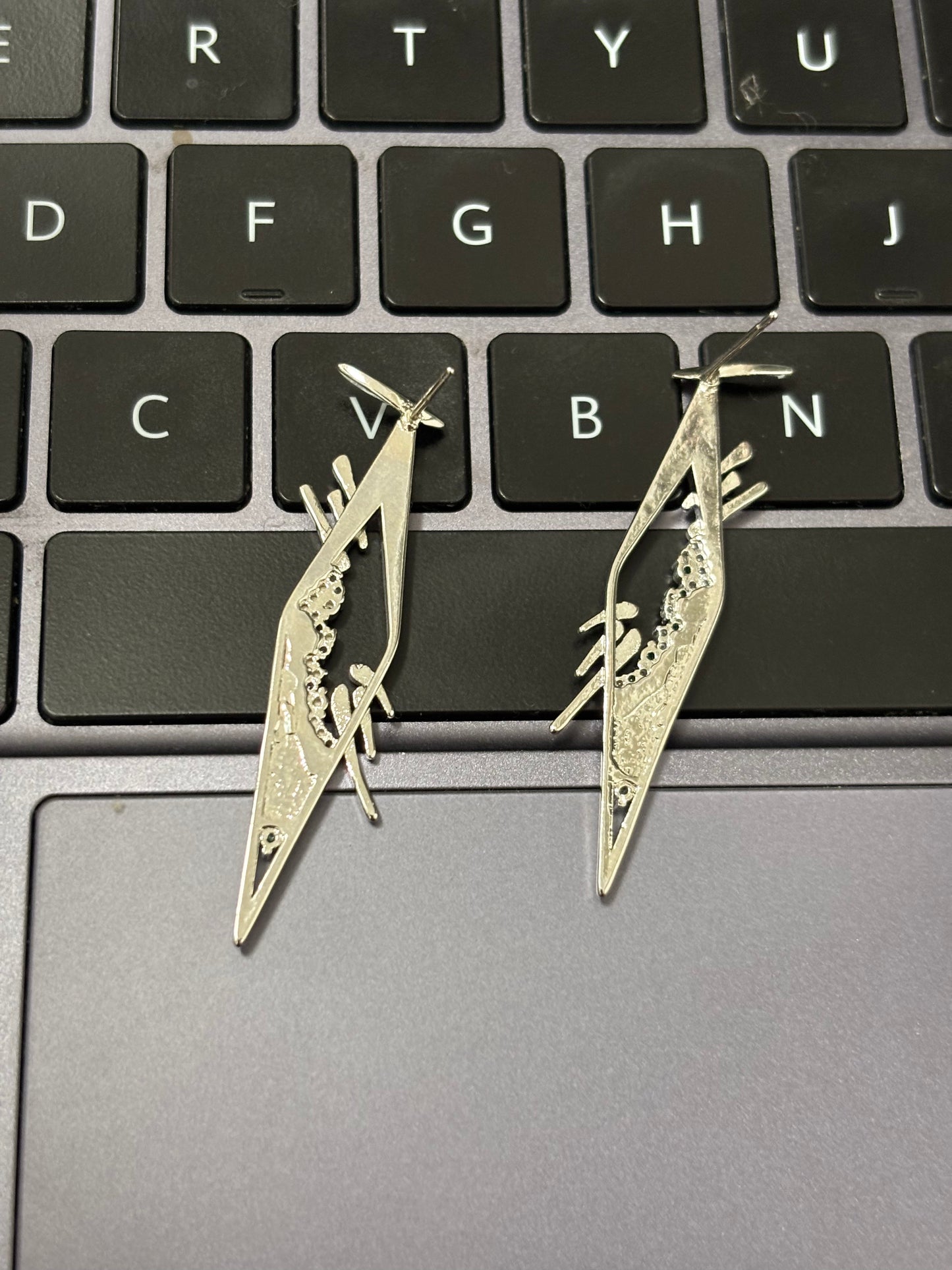 Fei Xiao Inspired Earrings