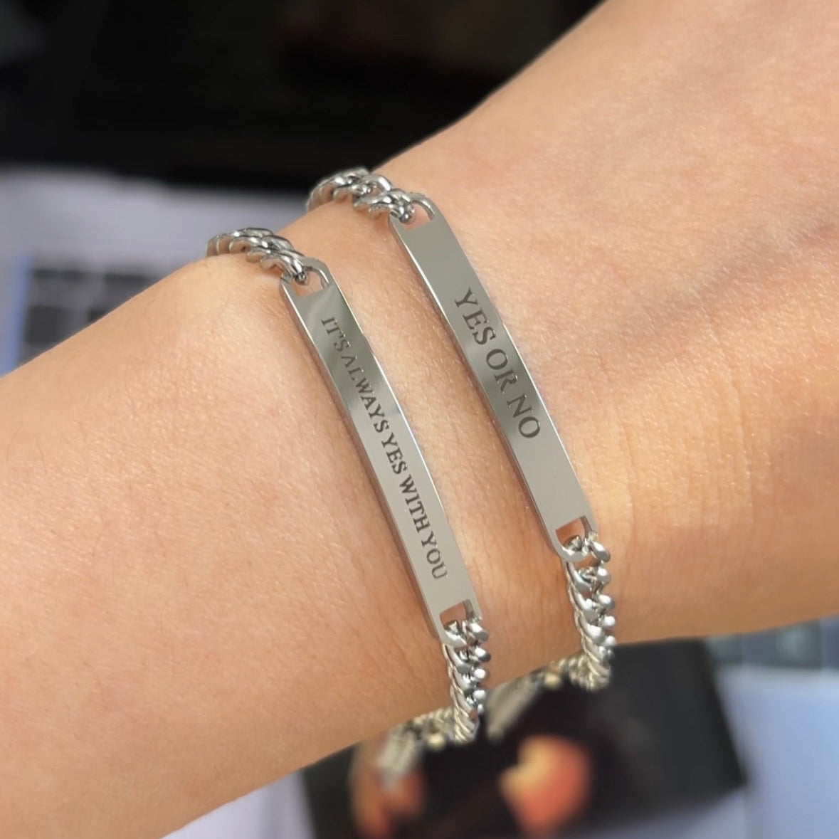 Yes Or No Couple Bracelets ·