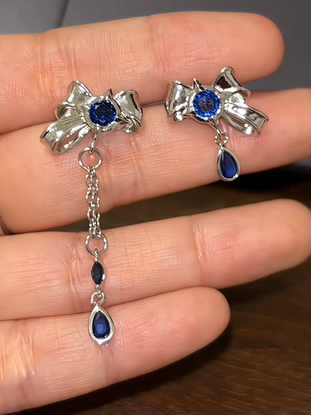 Furina Inspired Bow Earrings