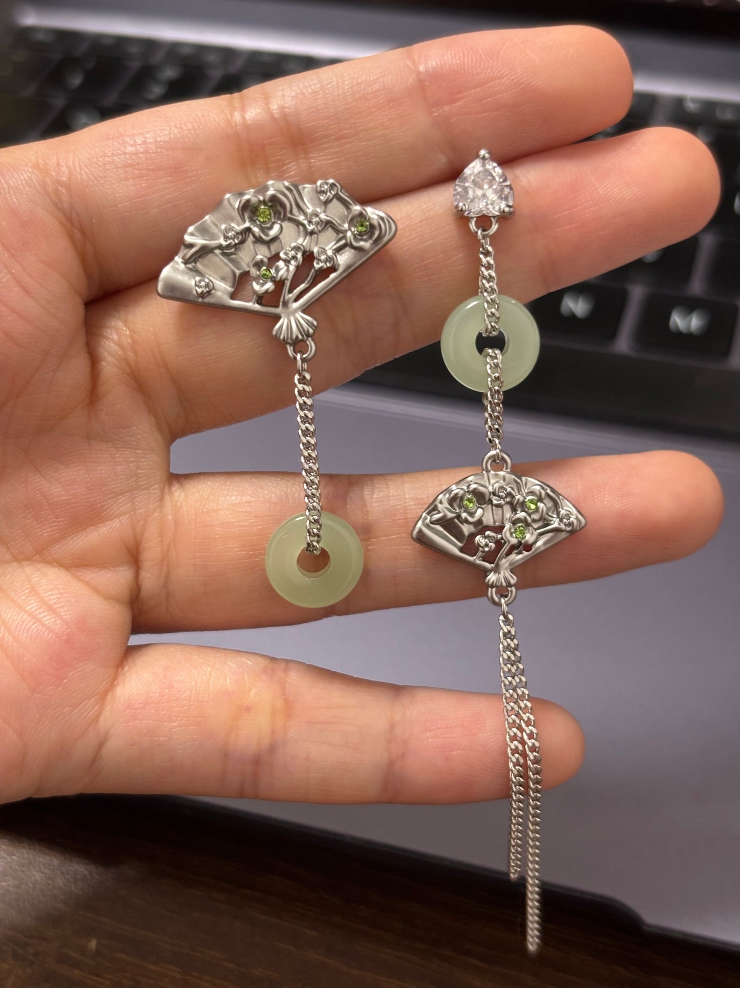 Y2K Fan Asymmetrical Earrings