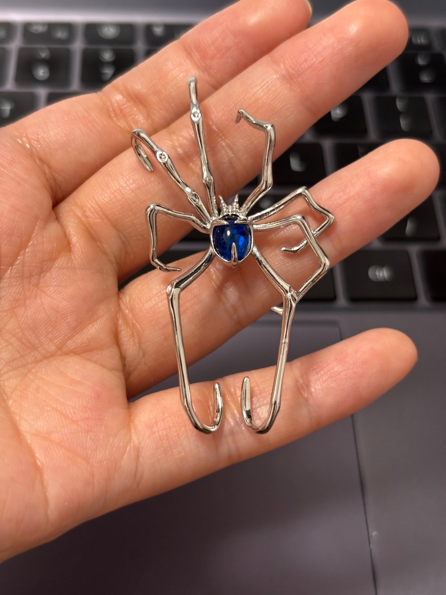 High Quality Goth Designer Spider Crawling Earring for Kafka
