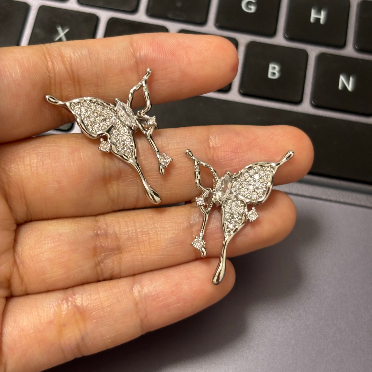 Shining Rhinestone Butterfly Ear Cuffs