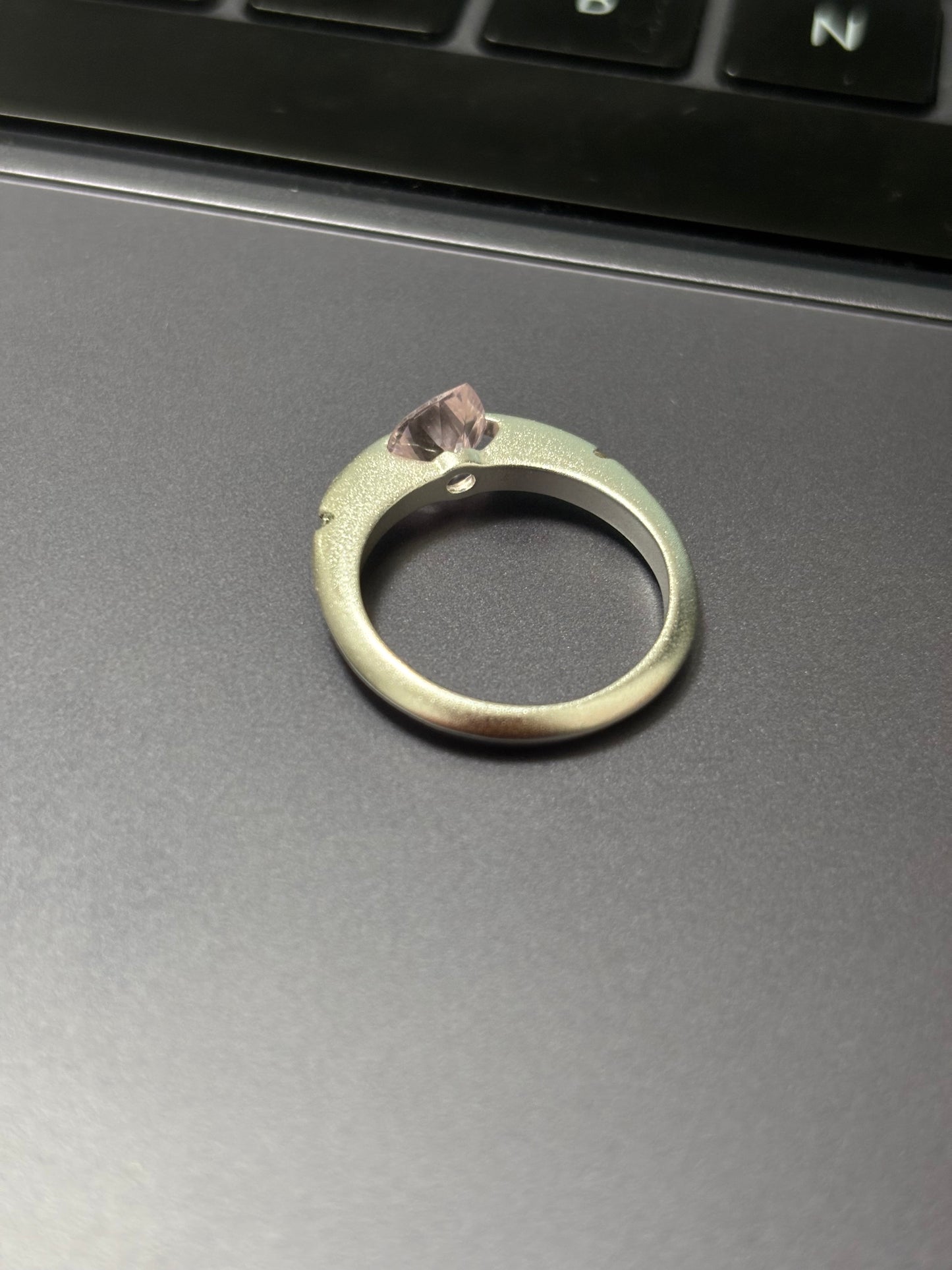 Designer Pink Heart Rotable Ring