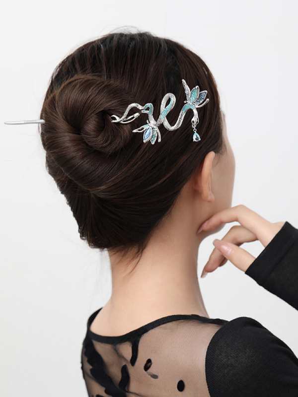 Designer Haarnadel aus Metall mit Schlangen- und Schmetterlingsmotiv