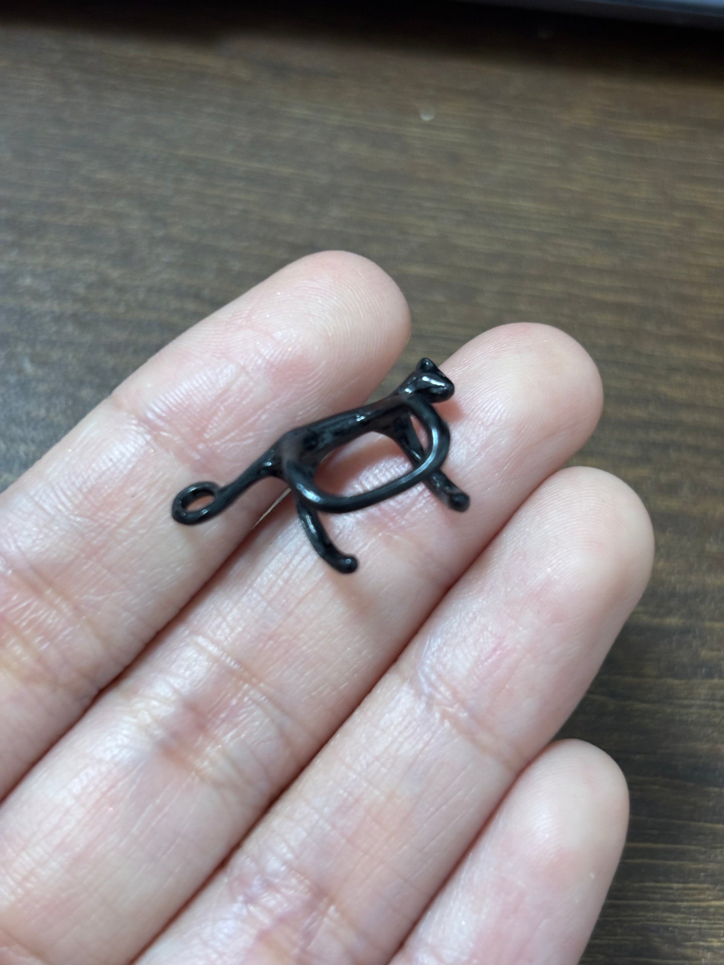 Designer Cat Stretching Ear Cuff