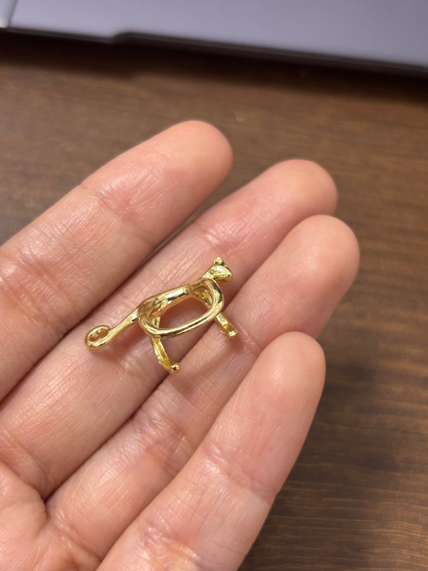 Designer Cat Stretching Ear Cuff