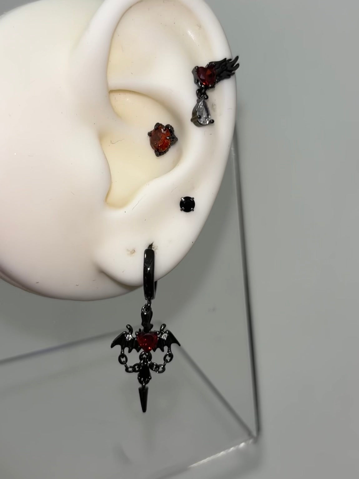 Boucles d'oreilles cœur Gothiques Diable Sombre