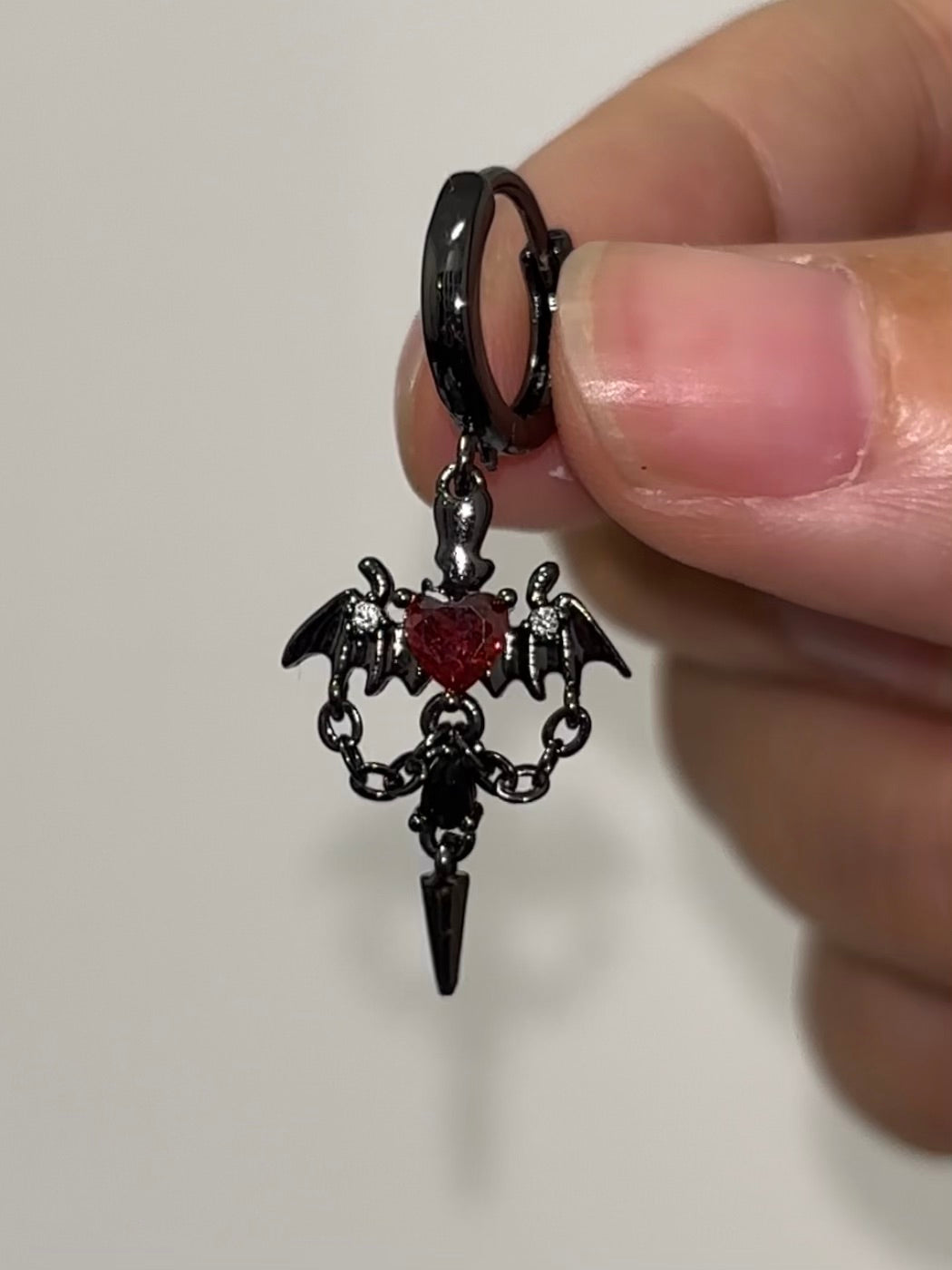 Boucles d'oreilles cœur Gothiques Diable Sombre