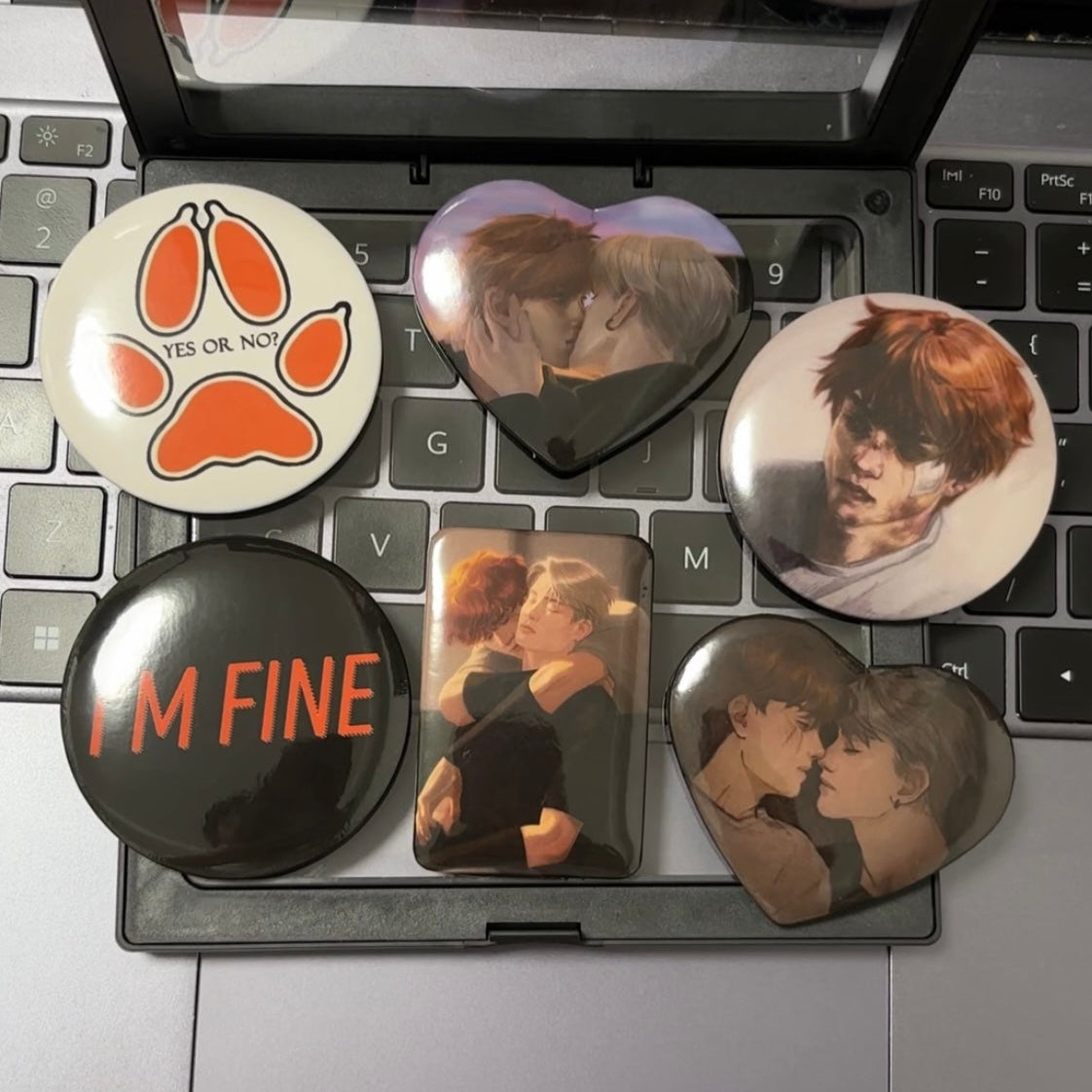 "Yes or No" & "I'm Fine" Pin Set · Andreil Minimalist Flair · Unofficial Tribute