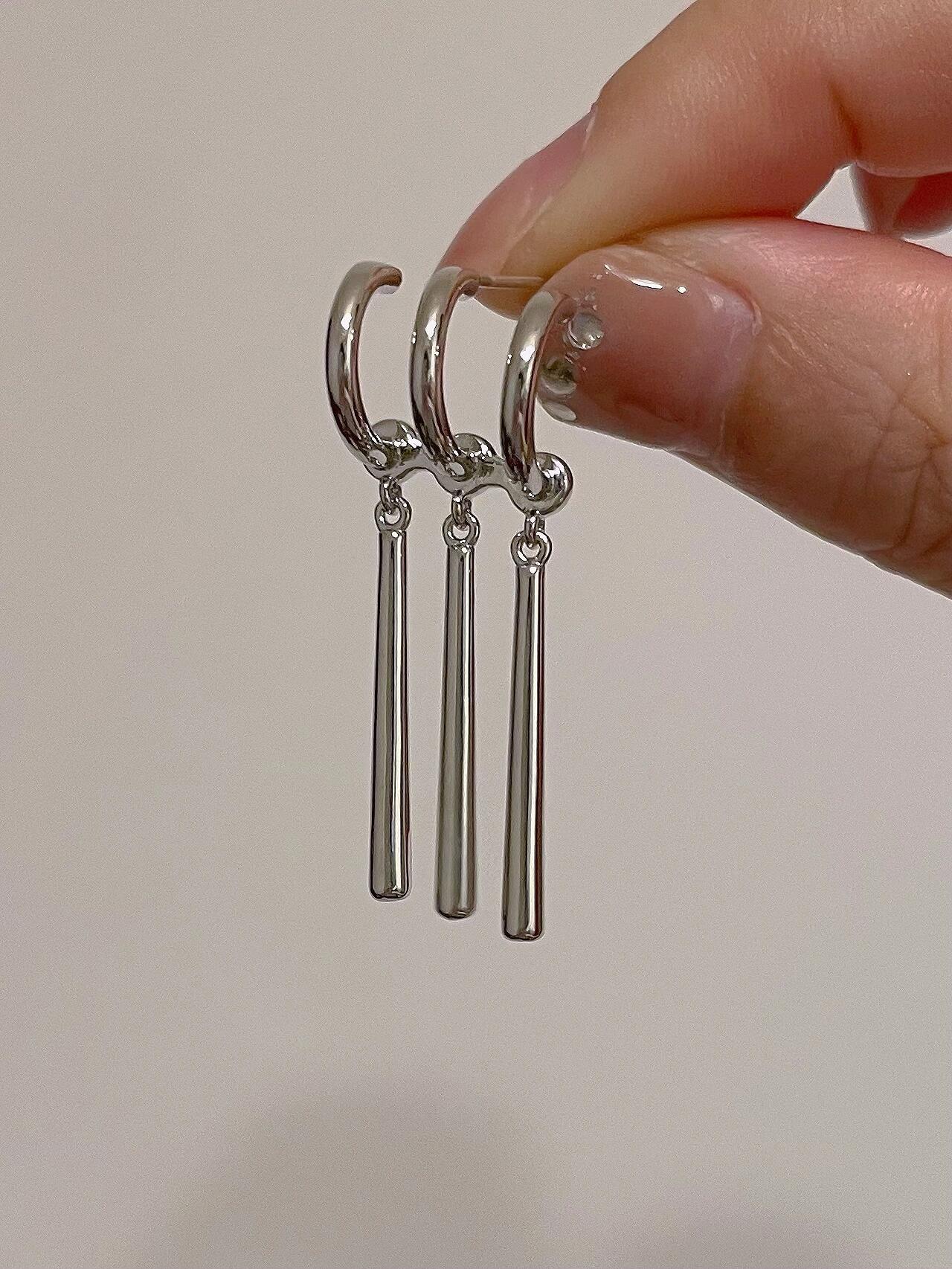 Unisex-Ohrstecker „ZORO“ (nur ein Ohrloch erforderlich)