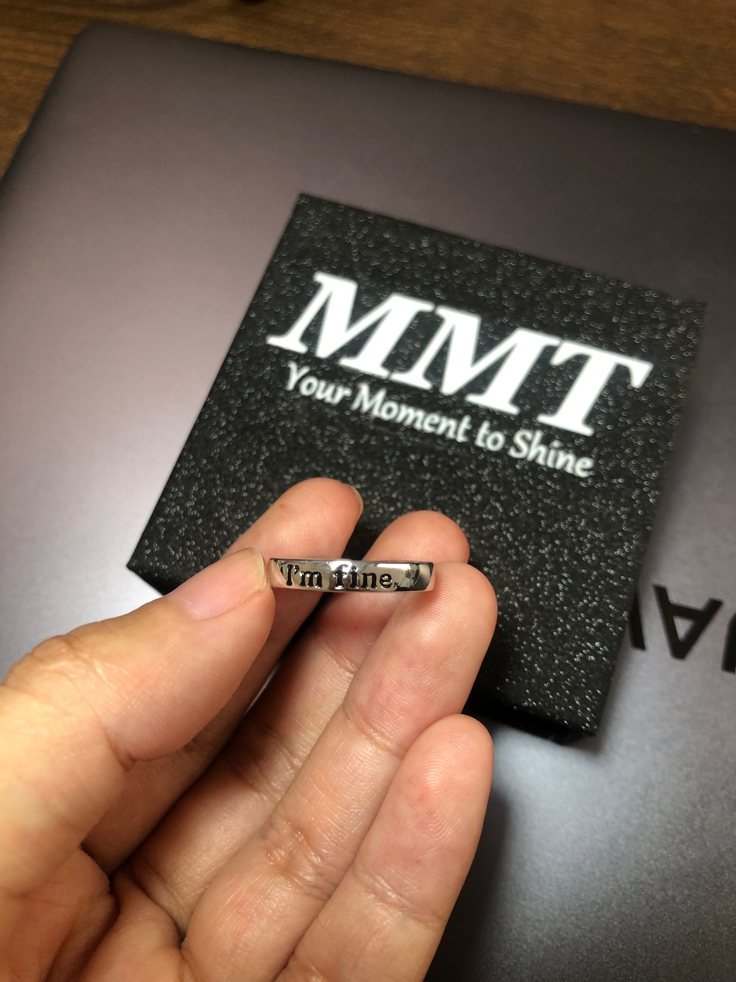 Mir geht es gut. Rette mich. Offener Ring