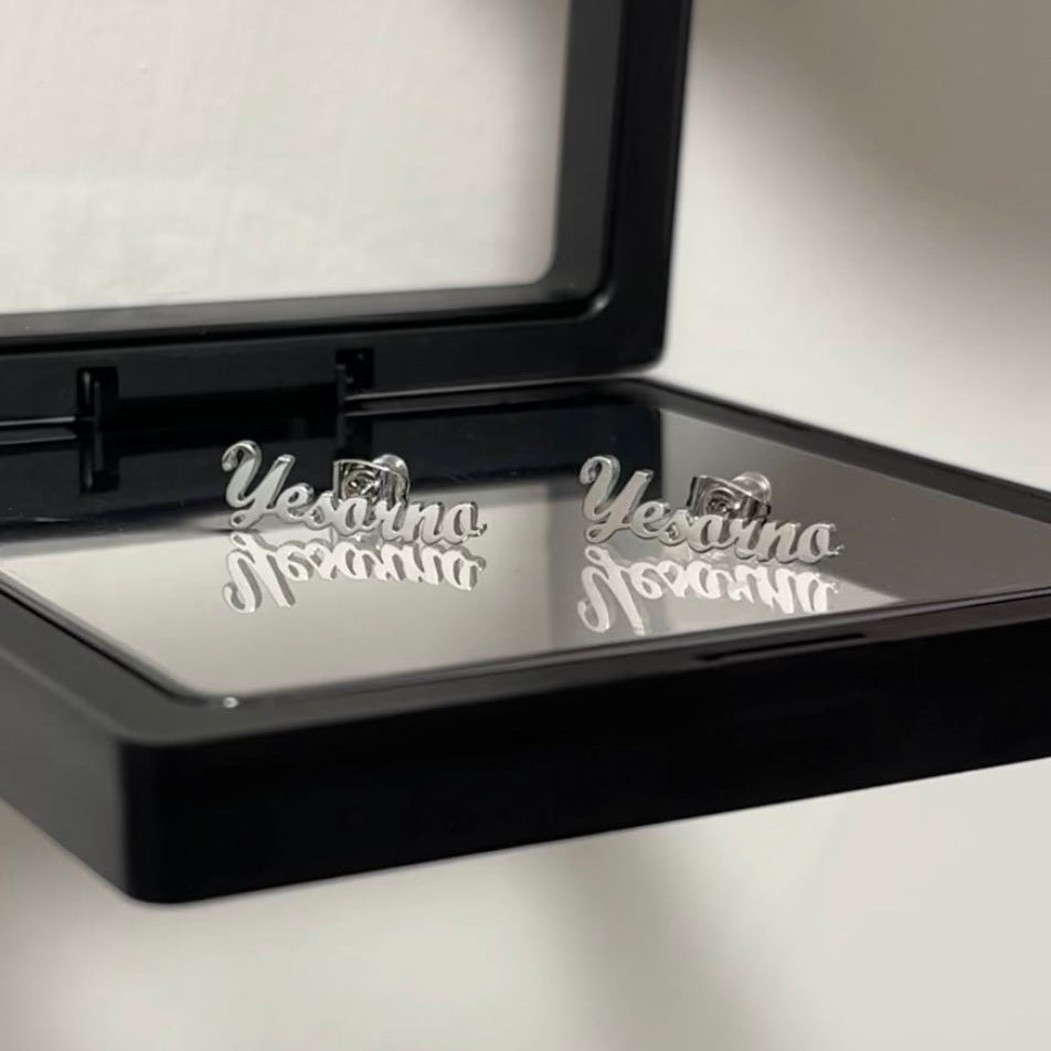 YES OR NO Stud Earrings