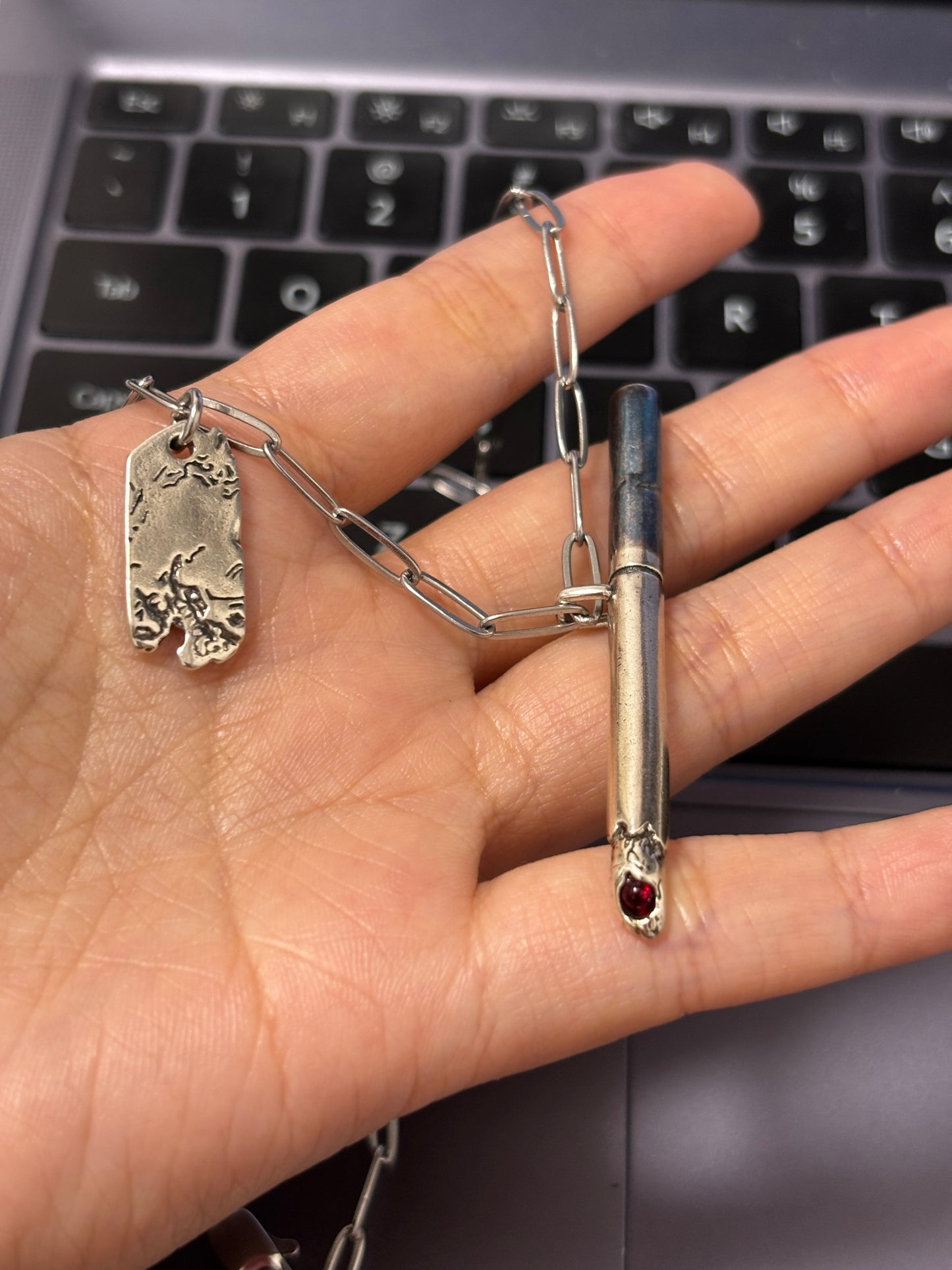 Unisex Vintage-style Cigarette Necklace