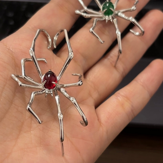 High Quality Goth Designer Spider Crawling Earring for Kafka
