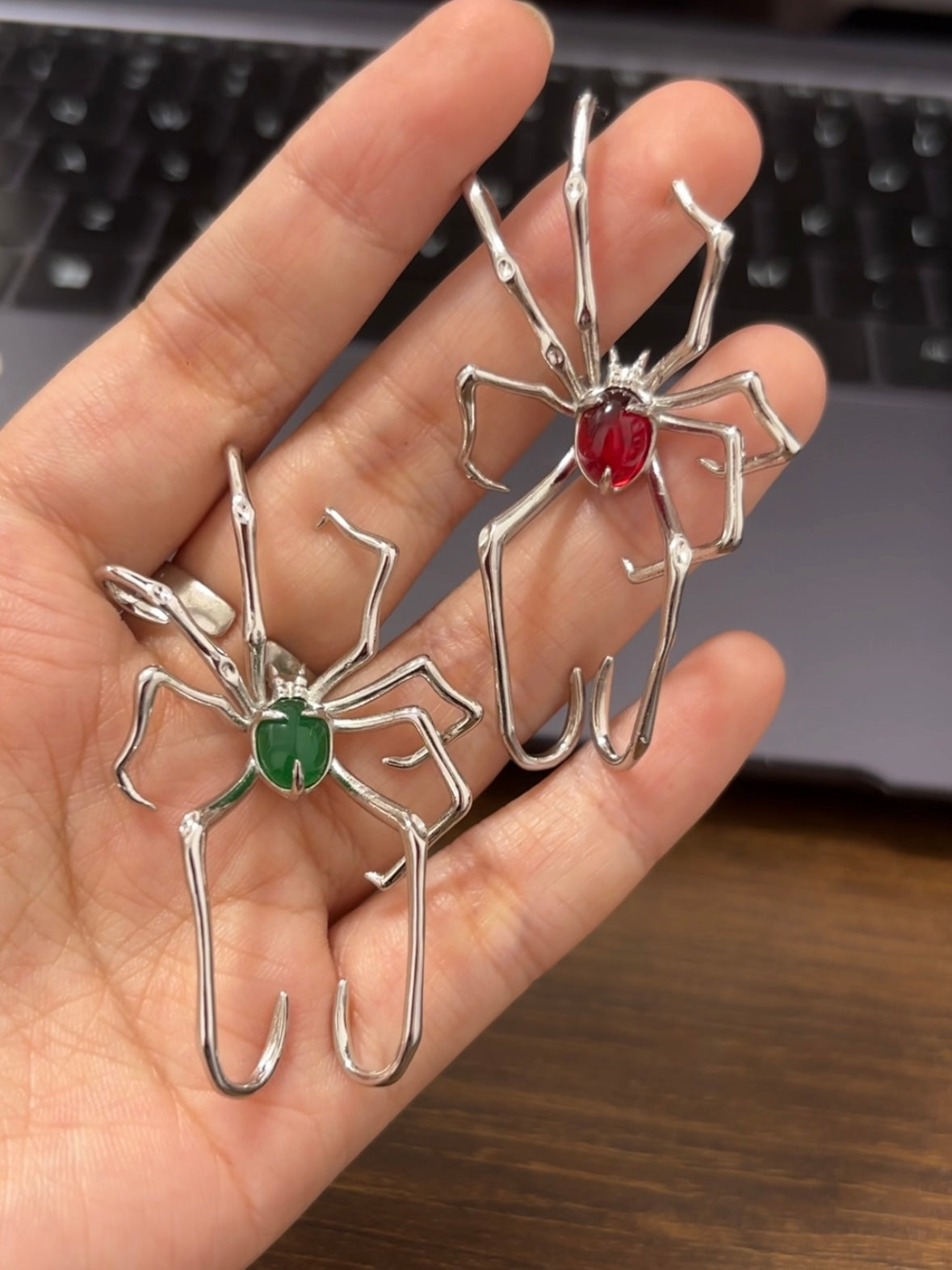 High Quality Goth Designer Spider Crawling Earring[Single One]