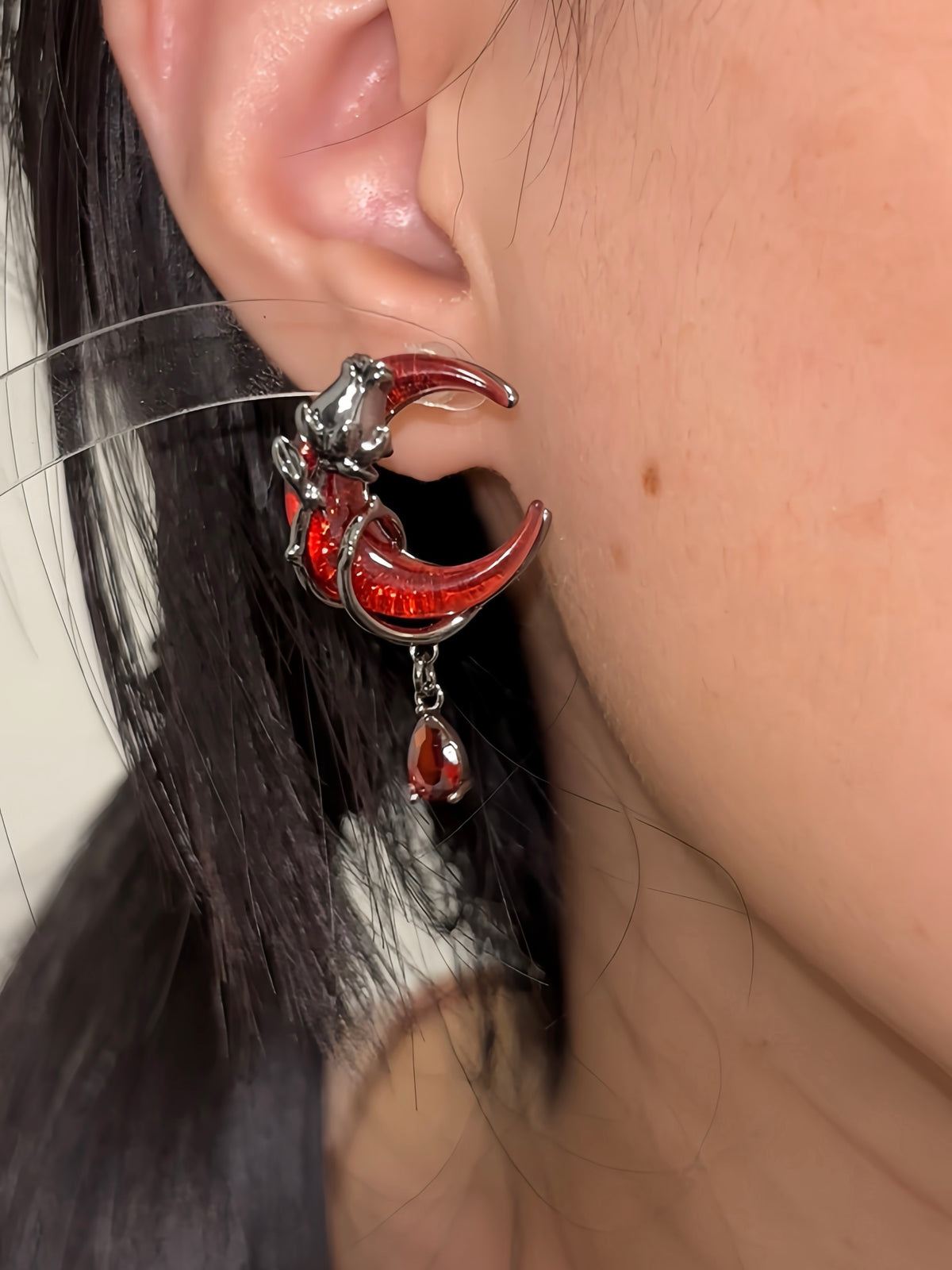 Dark Red Half Moon & Black Rose Stud Earring for Arlecchino
