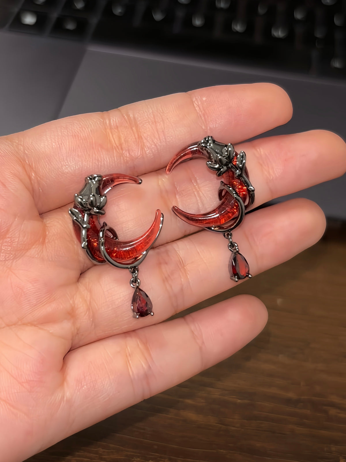 Dark Red Half Moon & Black Rose Stud Earring for Arlecchino